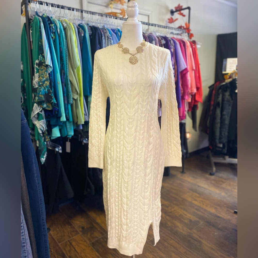 Elegant Cream Cable Knit Dress